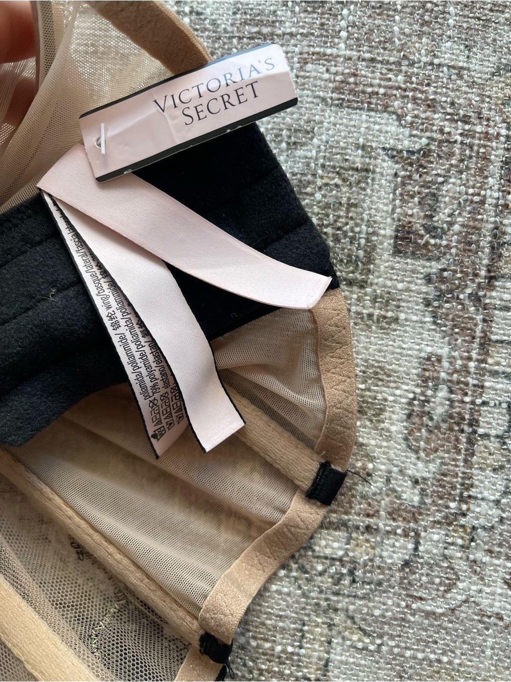 Victoria's Secret Nude and Black Floral Lace Longline Bra - Picture 5 of 5